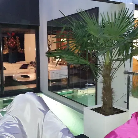 Be Loft Pool&spa Avignon